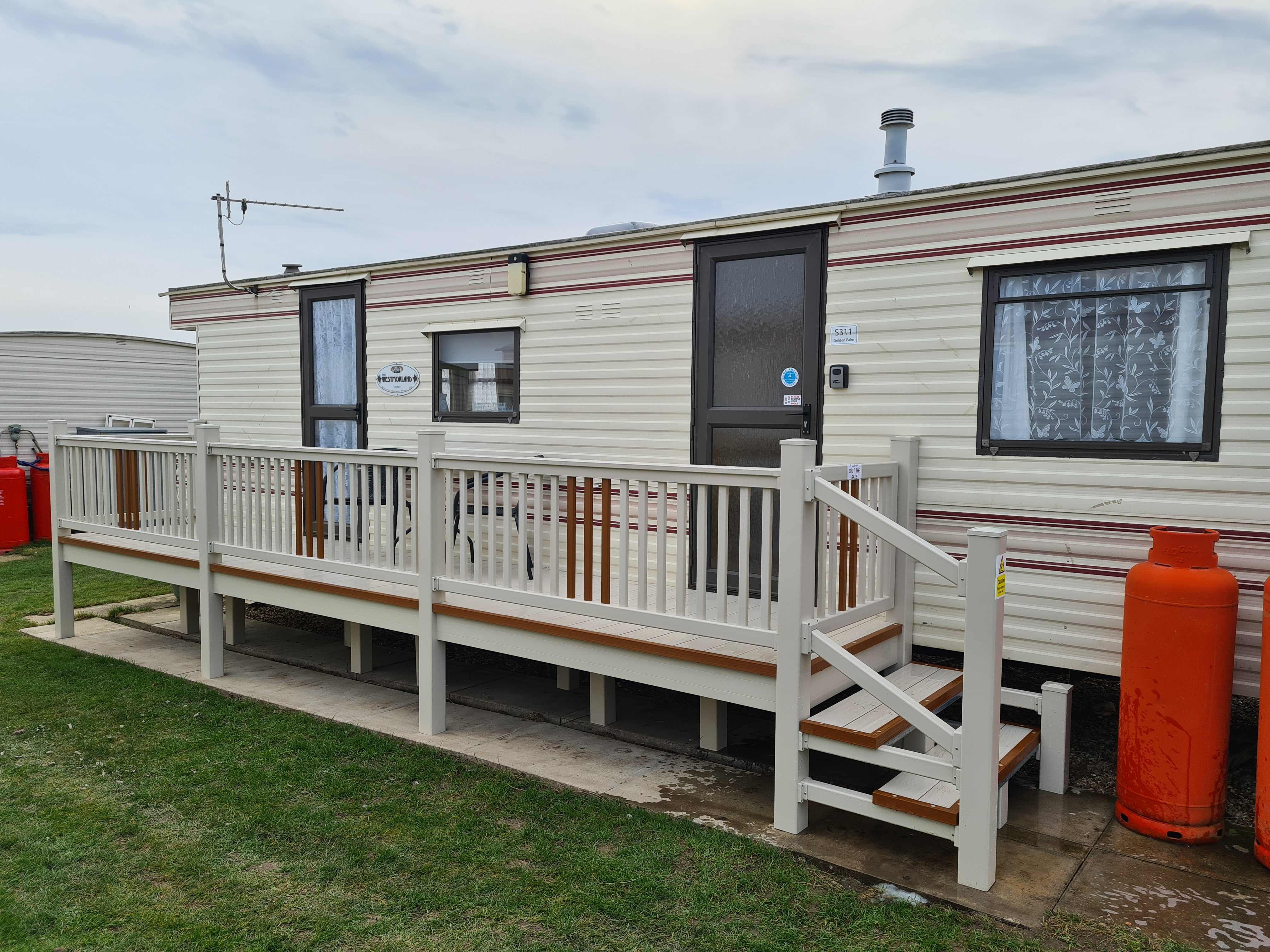 Tammy & Josh's Caravan Hire Golden Palm S311 South Road Chapel St